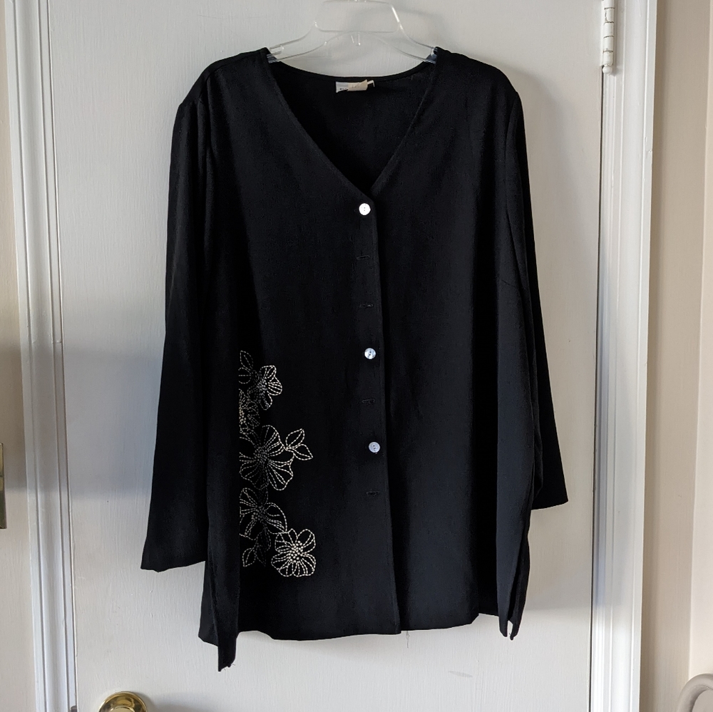 Fashion Bug buttons blouse 22/24